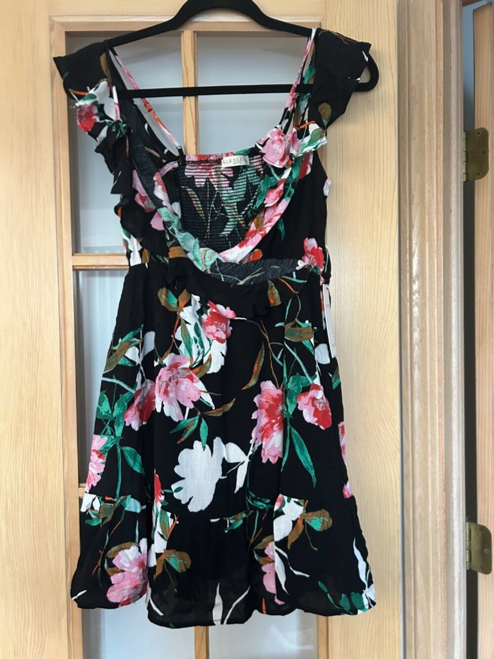 Floral Ruffle Mini Dress – Size Large - Picture 7 of 9